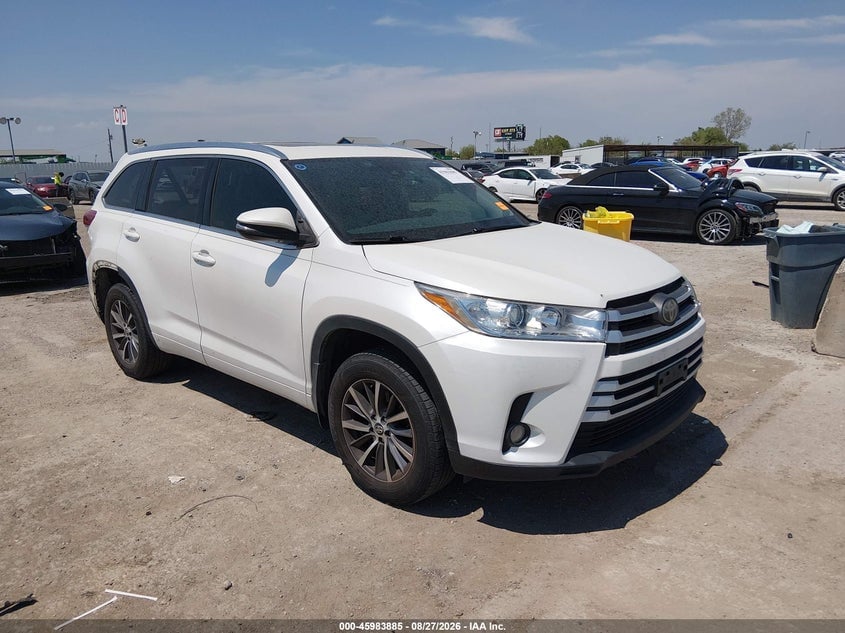 2018 TOYOTA HIGHLANDER XLE | 5TDJZRFH1JS490944 | UPCARS