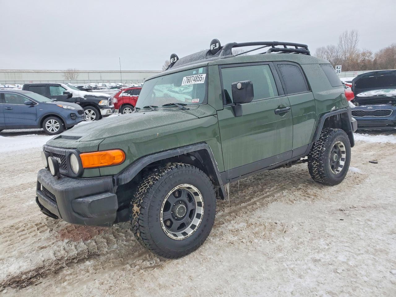 2011 TOYOTA FJ CRUISER | JTEBU4BF1BK105445 | UPCARS