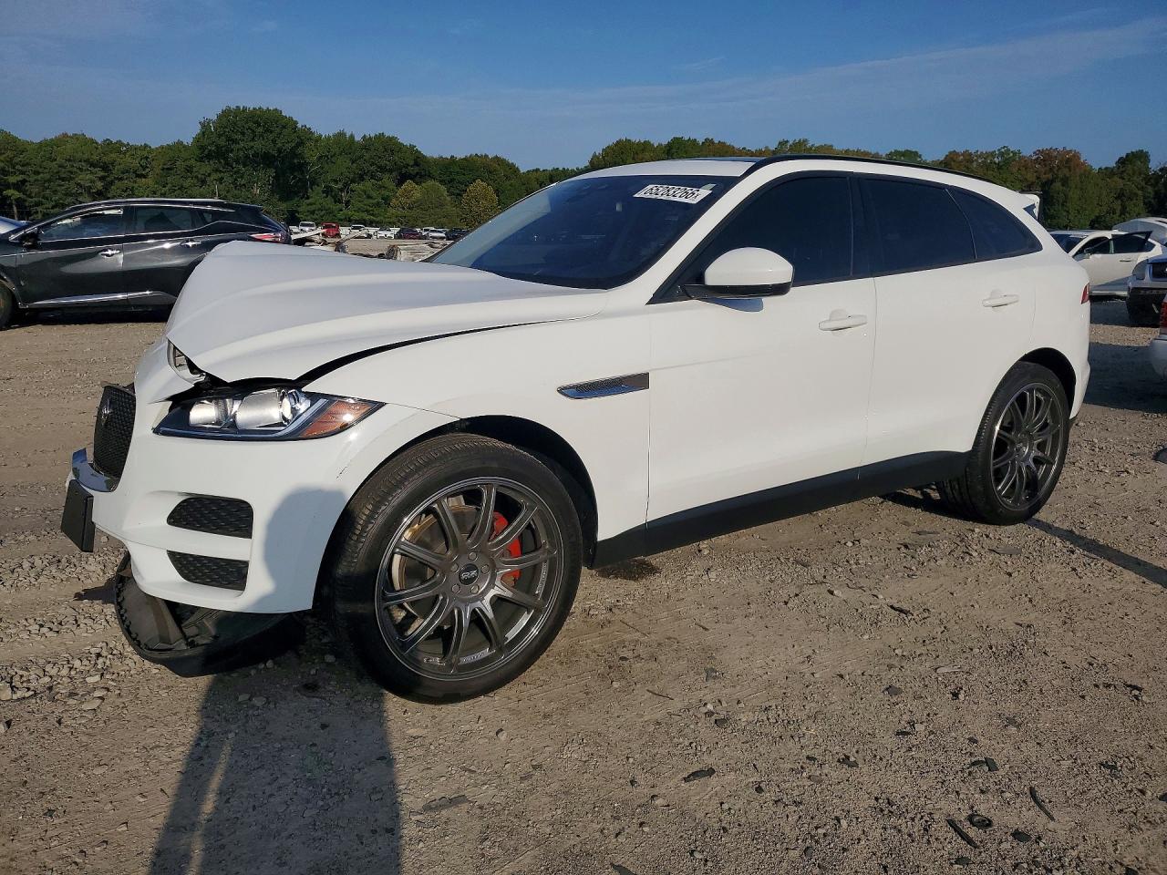 2017 JAGUAR F-PACE PREMIUM | SADCJ2BV6HA889699 | UPCARS
