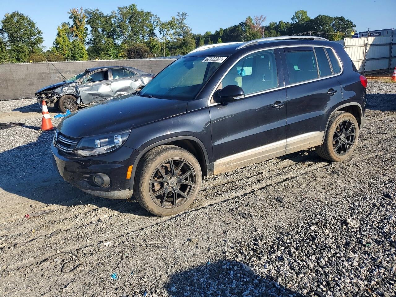 2015 VOLKSWAGEN TIGUAN S | WVGAV7AX6FW604857 | UPCARS