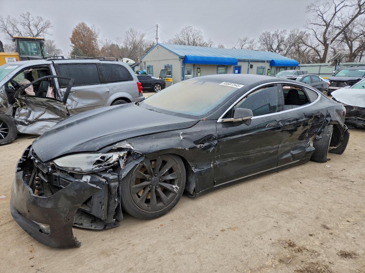 2017 TESLA MODEL S | 5YJSA1E14HF189679 | UPCARS