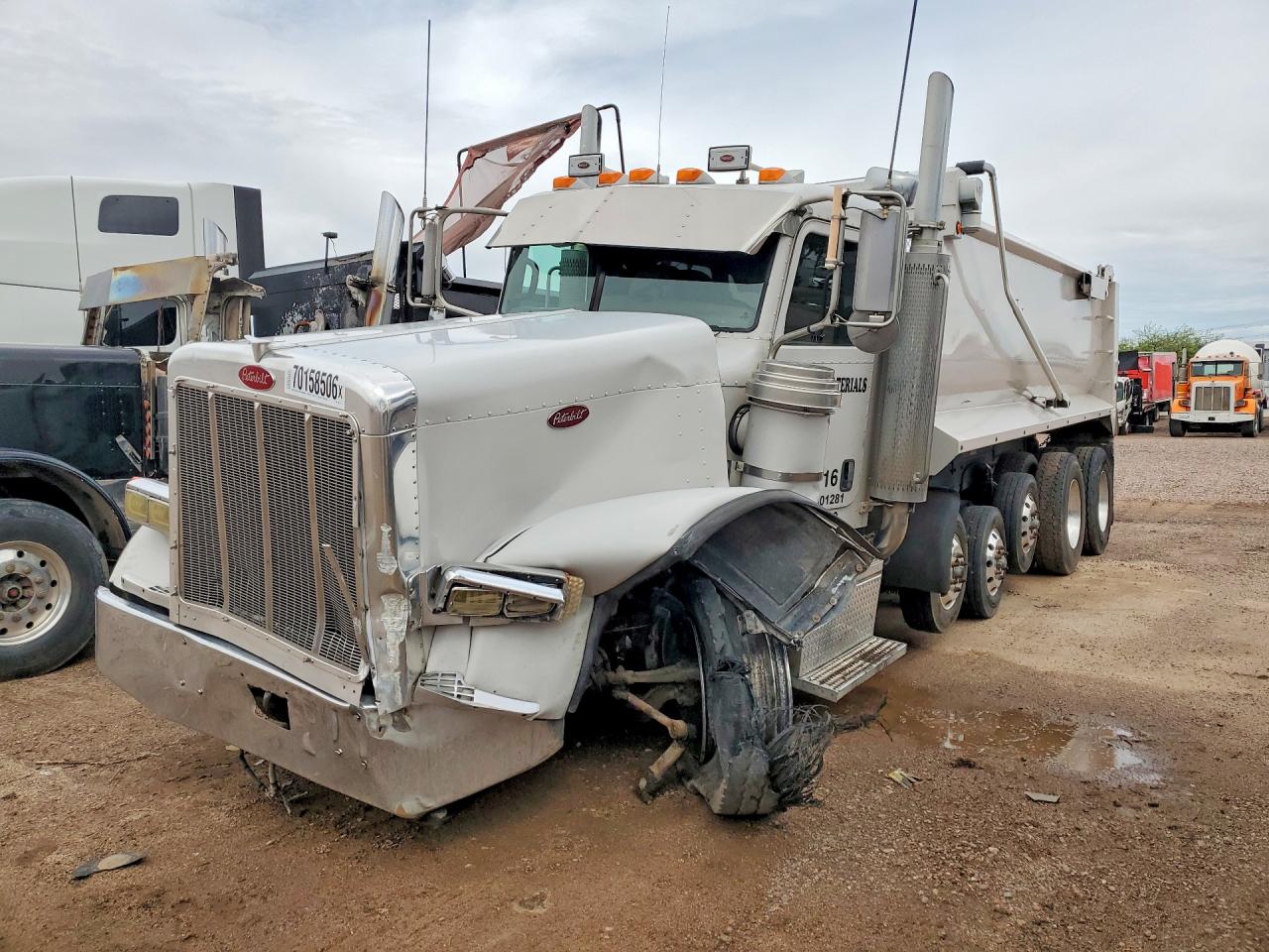 2007 PETERBILT ALL OTHER DUMP TRUCK | 1XP5AU8X07D692127 | UPCARS