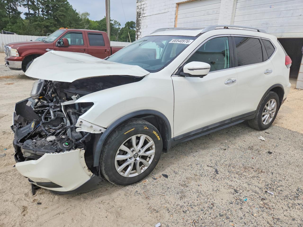 2017 NISSAN ROGUE SV | 5N1AT2MV5HC829231 | UPCARS