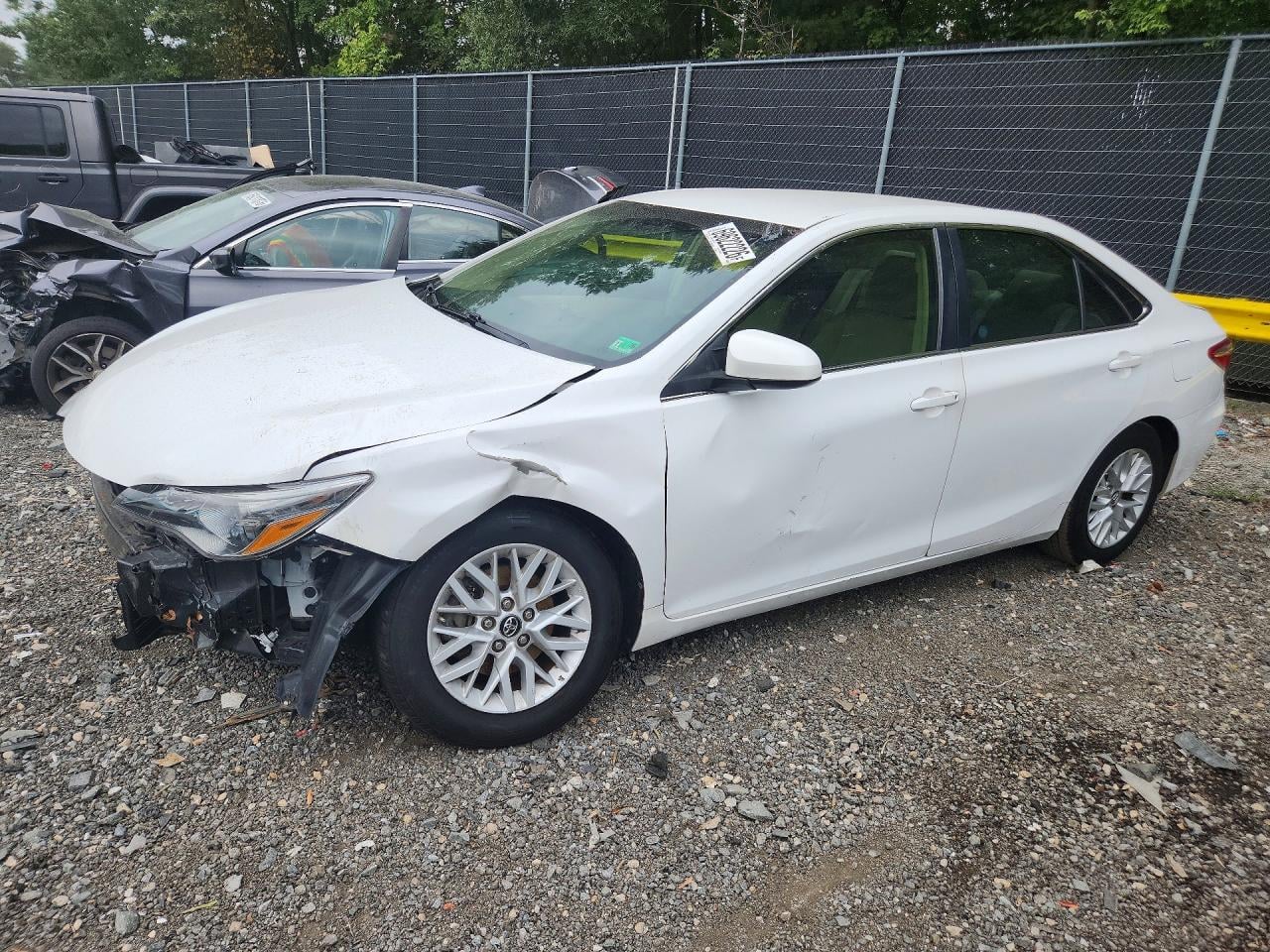 2017 TOYOTA CAMRY LE | 4T1BF1FK7HU646559 | UPCARS