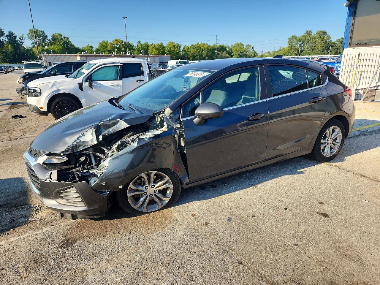 2019 CHEVROLET CRUZE LT | 3G1BE6SM2KS543111 | UPCARS
