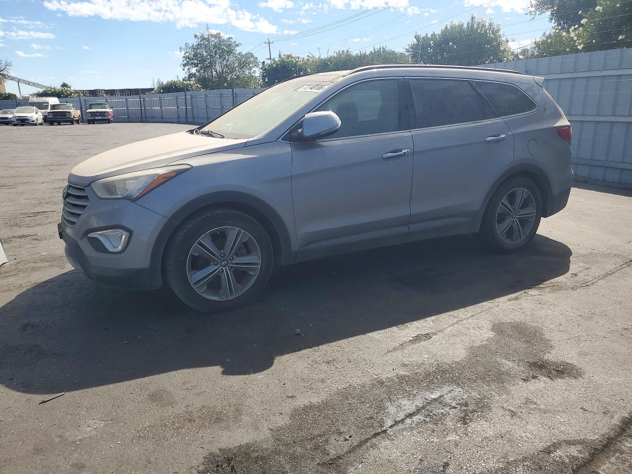 2016 HYUNDAI SANTA FE LIMITED | KM8SR4HF9GU131912 | UPCARS