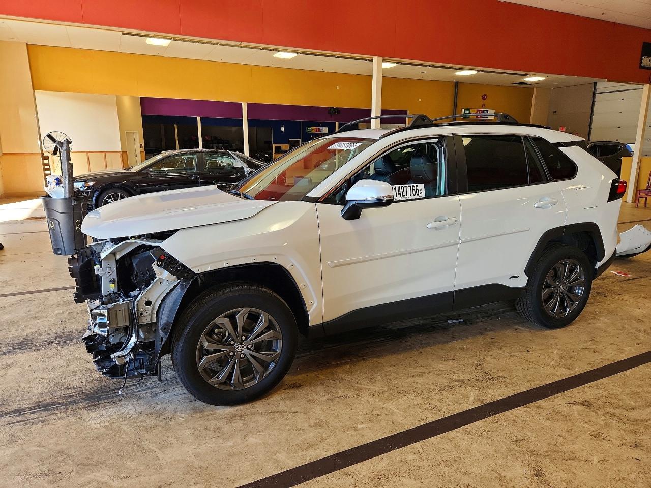 2024 TOYOTA RAV4 XLE PREMIUM | 2T3B6RFV5RW069788 | UPCARS