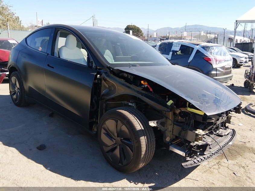 2026 TESLA MODEL Y ALL-WHEEL DRIVE/LONG RANGE LAUNCH SERIES/PREMIUM ALL-WHEEL DRIVE | 7SAYGDEE7TF560861 | UPCARS