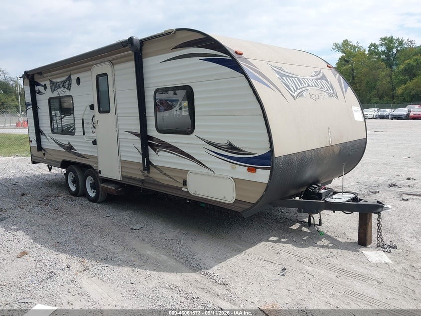 2015 FOREST RIVER WILDWOOD | 4X4TWDZ22F7348965 | UPCARS