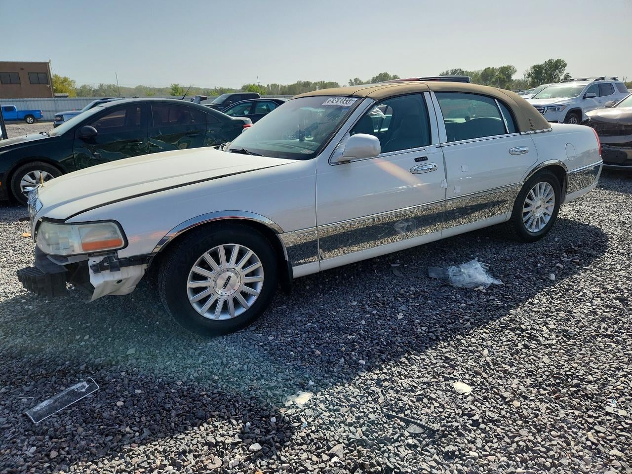 2004 LINCOLN TOWNCAR ULTIMATE | 1LNHM83W64Y632638 | UPCARS