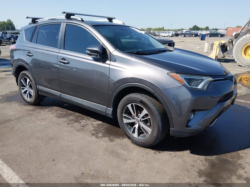 2018 TOYOTA RAV4 XLE | 2T3WFREV5JW490742 | UPCARS