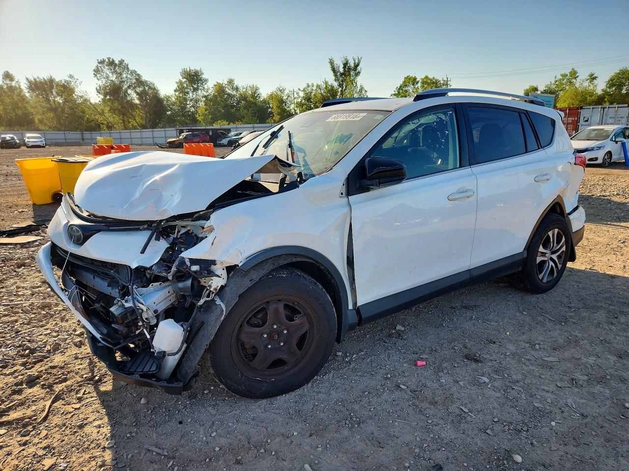 2017 TOYOTA RAV4 LE | JTMBFREV6HJ120360 | UPCARS