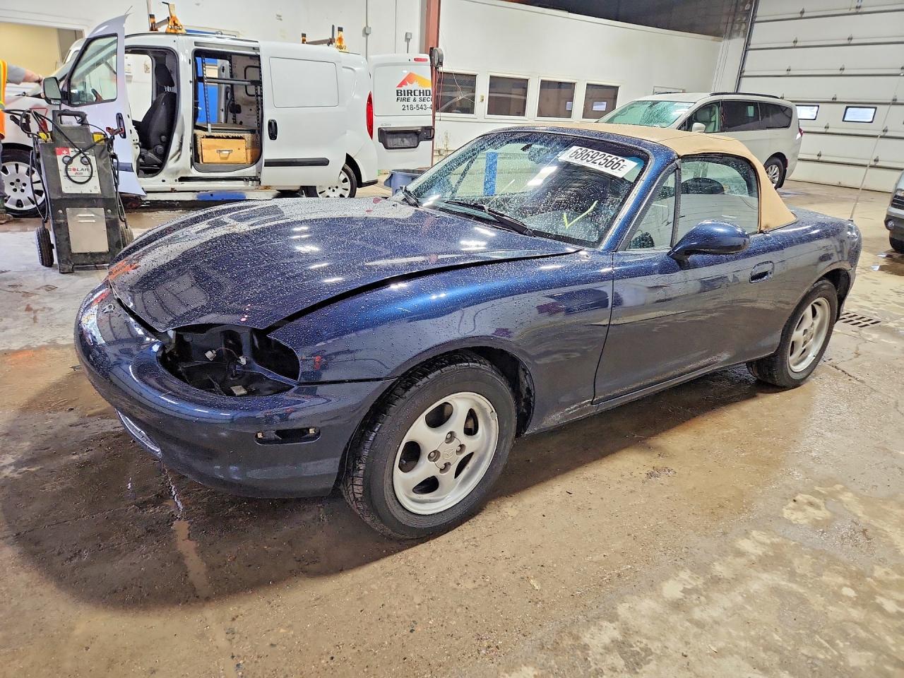 1999 MAZDA MX5 | JM1NB3537X0118223 | UPCARS