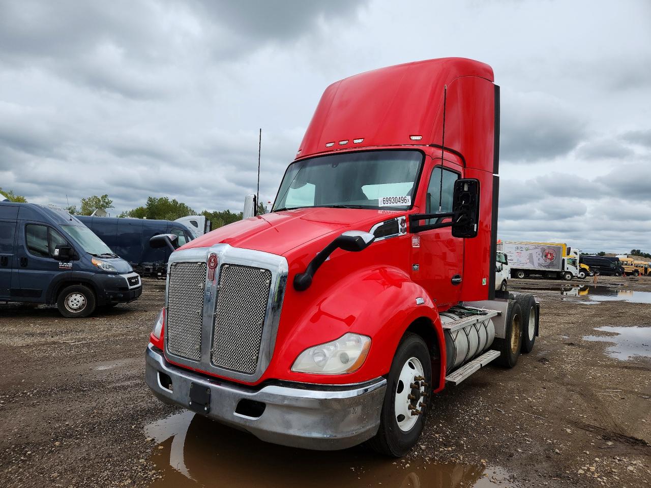 2019 KENWORTH T680 SEMI TRUCK | 1XKYDP9X1KJ233144 | UPCARS