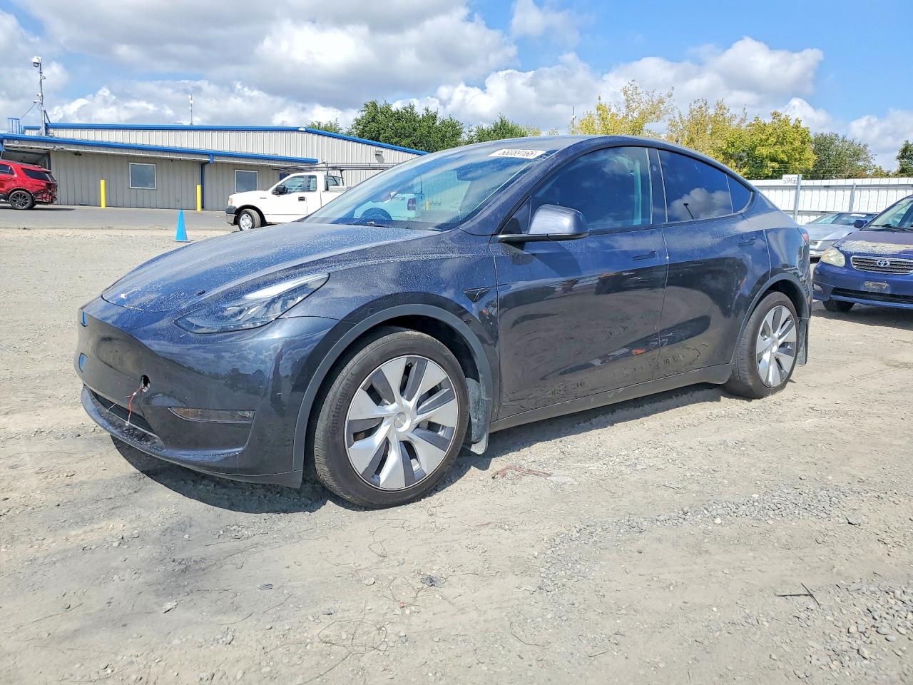 2024 TESLA MODEL Y | 7SAYGAEE1RF084761 | UPCARS