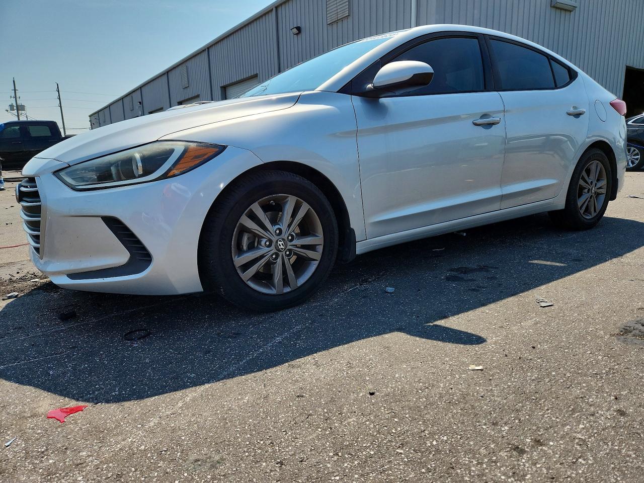 2018 HYUNDAI ELANTRA SEL | 5NPD84LF3JH231982 | UPCARS