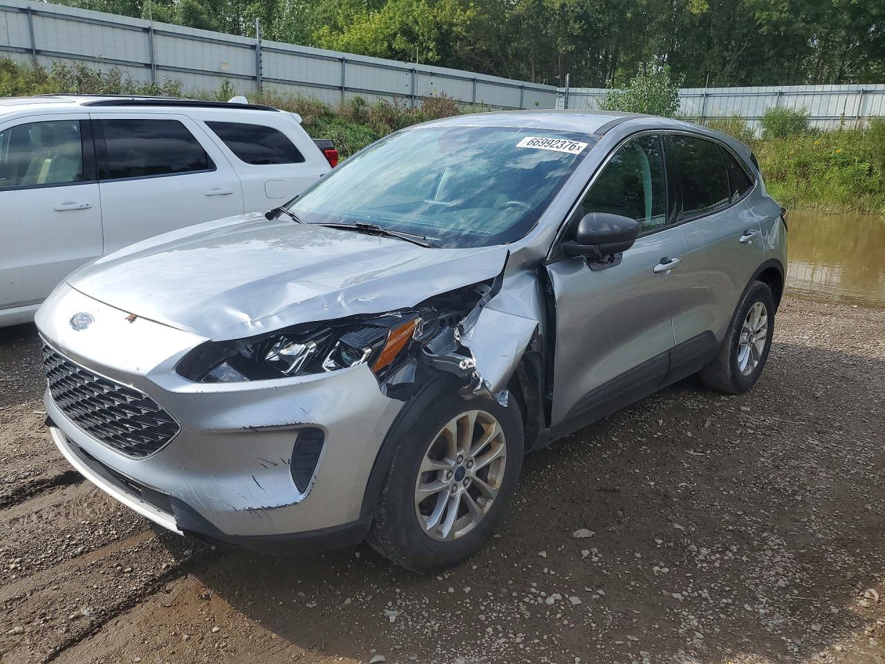 2022 FORD ESCAPE SE | 1FMCU9G6XNUB70409 | UPCARS