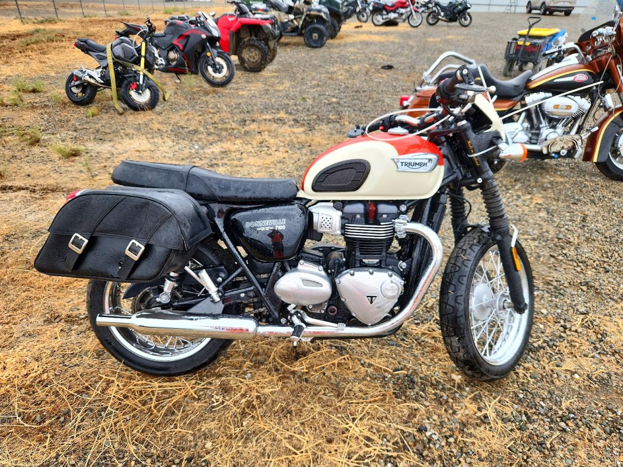 2017 TRIUMPH MOTORCYCLE BONNEVILLE T100 | SMTD10GN3HT821847 | UPCARS