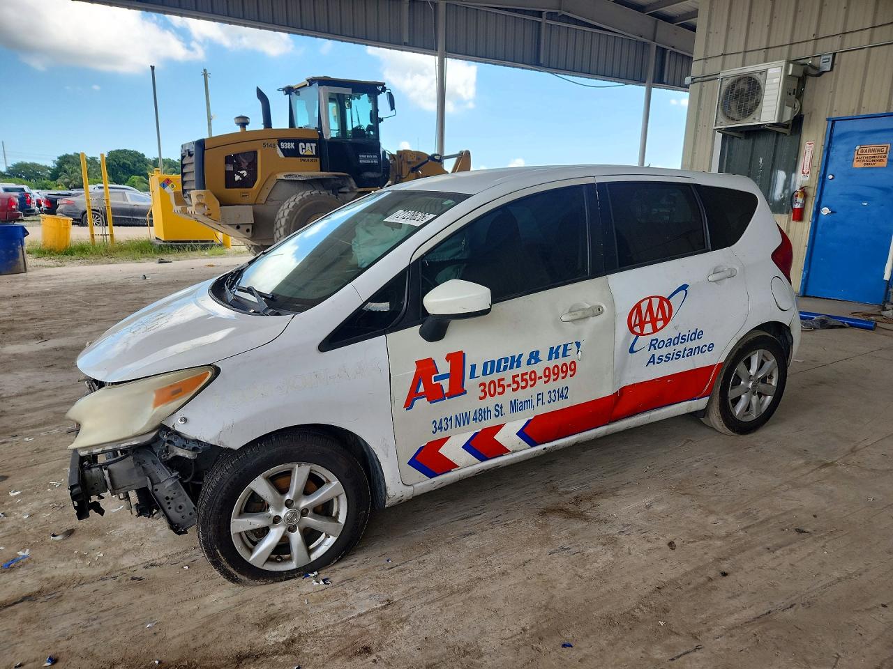 2015 NISSAN VERSA SV | 3N1CE2CP9FL403847 | UPCARS