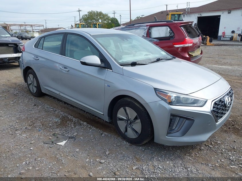 2020 HYUNDAI IONIQ HYBRID SE | KMHC75LC7LU220563 | UPCARS