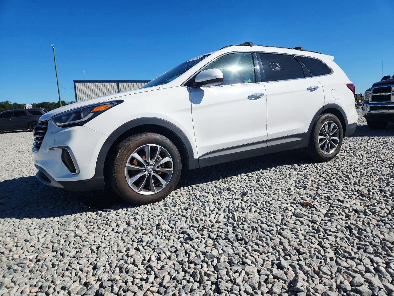 2019 HYUNDAI SANTA FE SE | KM8SM4HF7KU301983 | UPCARS