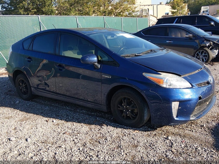 2011 TOYOTA PRIUS FOUR | JTDKN3DU6B1436633 | UPCARS