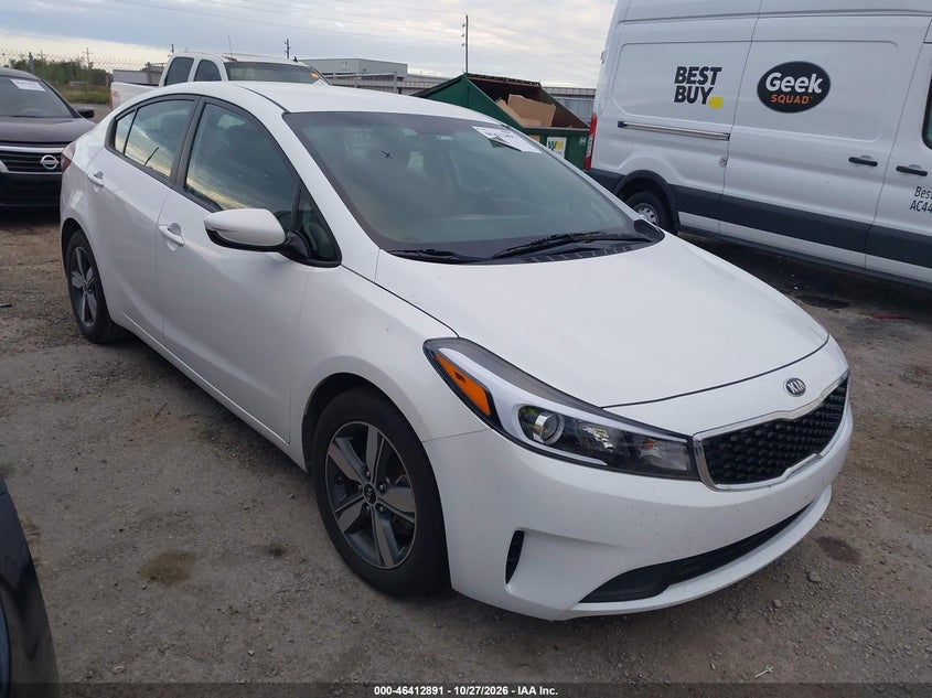 2018 KIA FORTE LX | 3KPFL4A73JE268697 | UPCARS