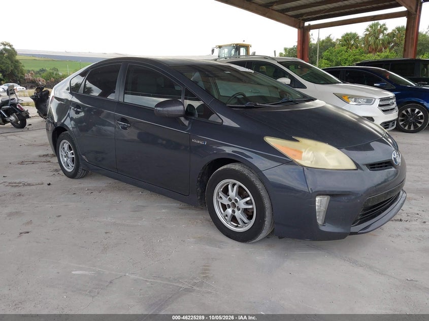 2013 TOYOTA PRIUS THREE | JTDKN3DU9D5556826 | UPCARS