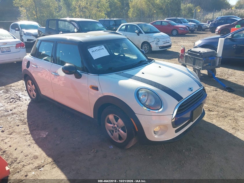 2016 MINI HARDTOP COOPER | WMWXU1C52G2A93229 | UPCARS