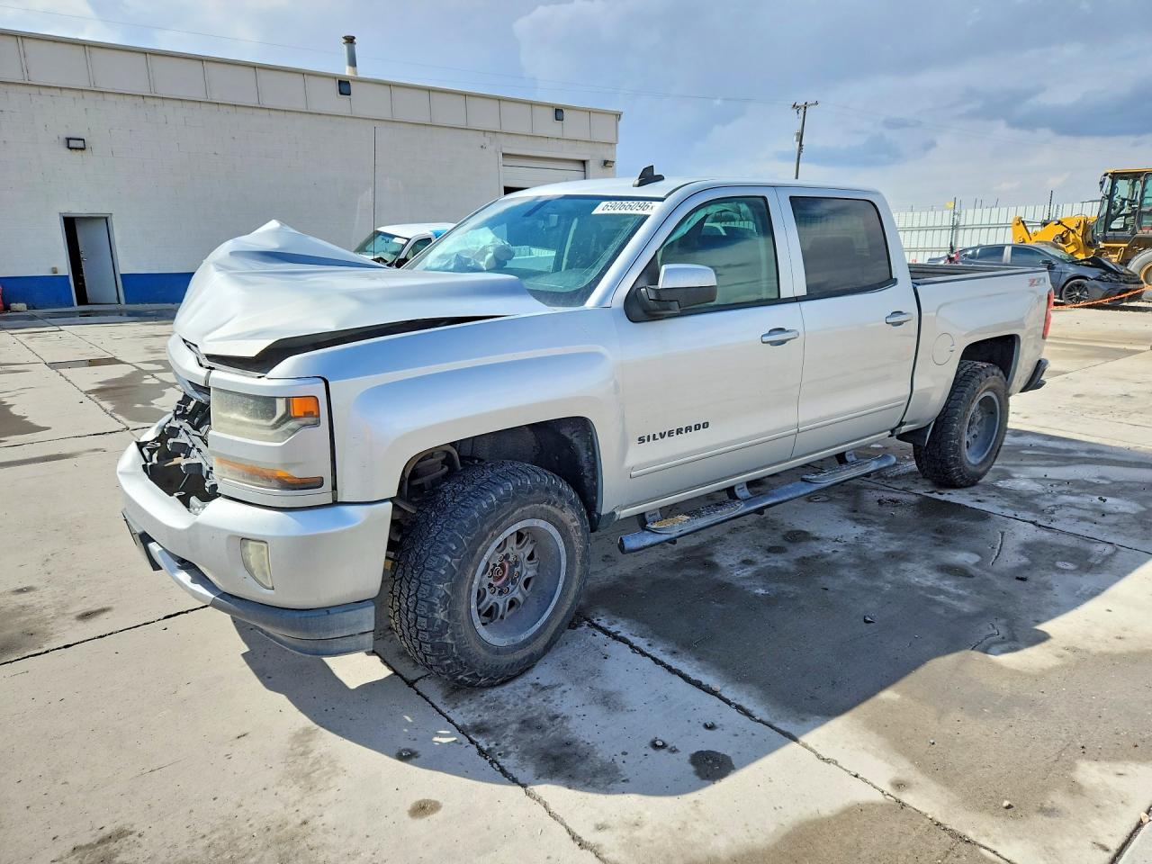 2016 CHEVROLET SILVERADO K1500 LT | 3GCUKREC9GG268473 | UPCARS