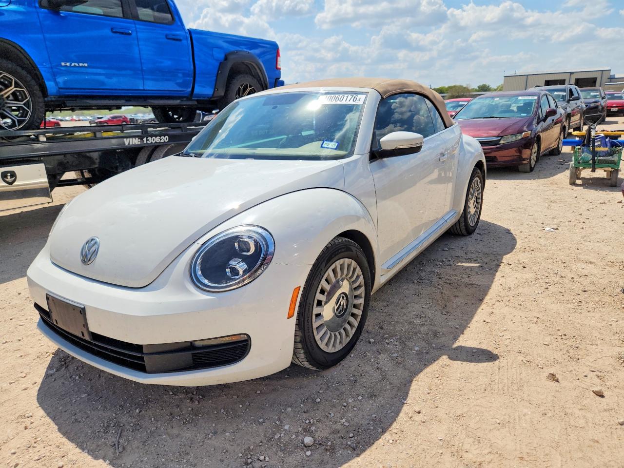 2013 VOLKSWAGEN BEETLE | 3VW5X7AT7DM832552 | UPCARS