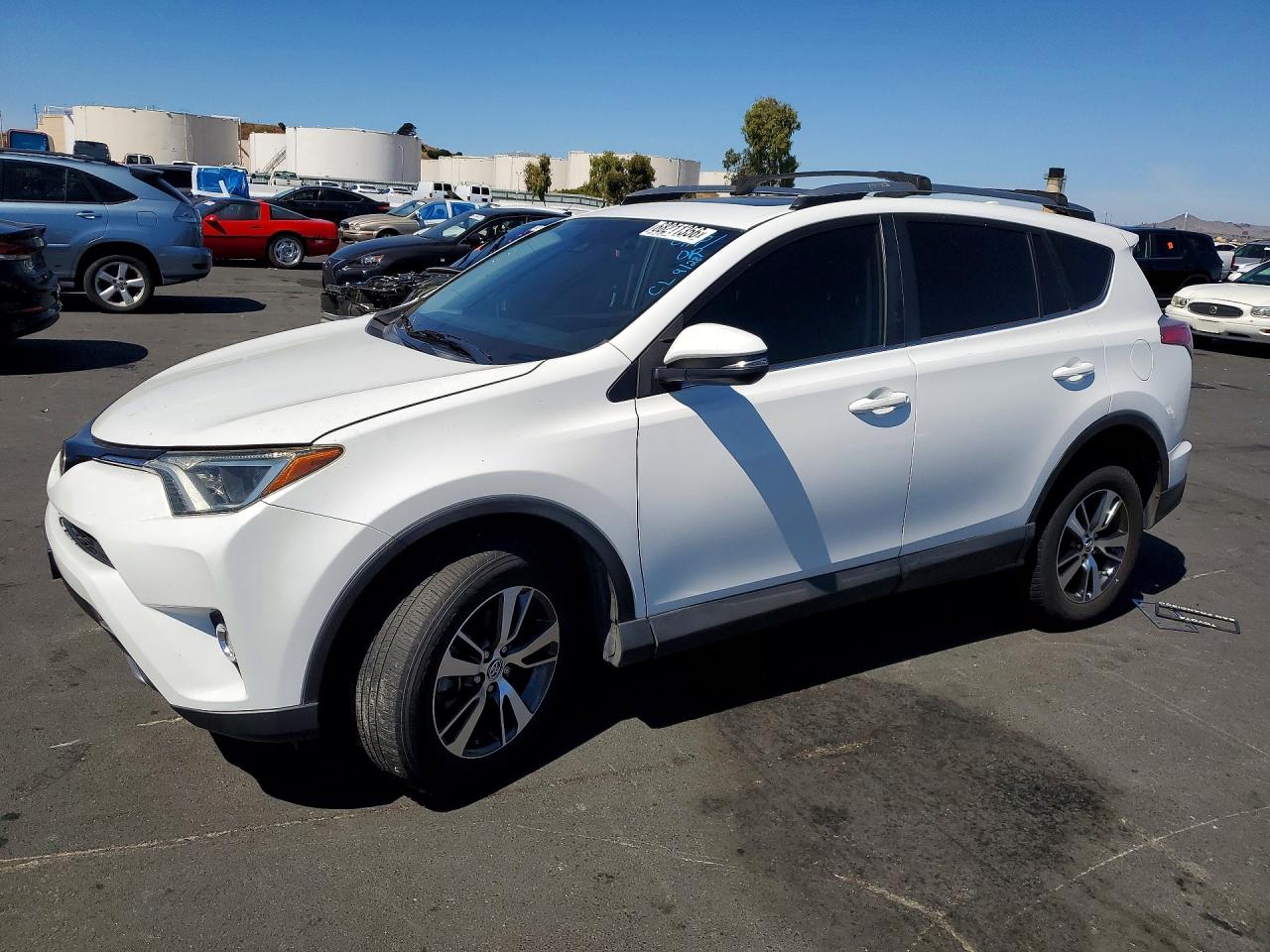 2018 TOYOTA RAV4 XLE | 2T3RFREV2JW726809 | UPCARS