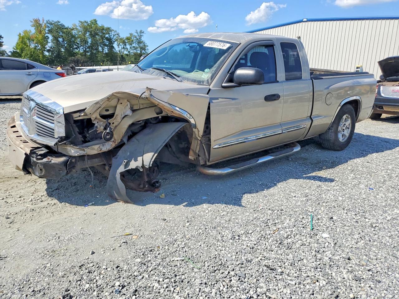 2005 DODGE DAKOTA LARAMIE | 1D7HW52K75S204566 | UPCARS