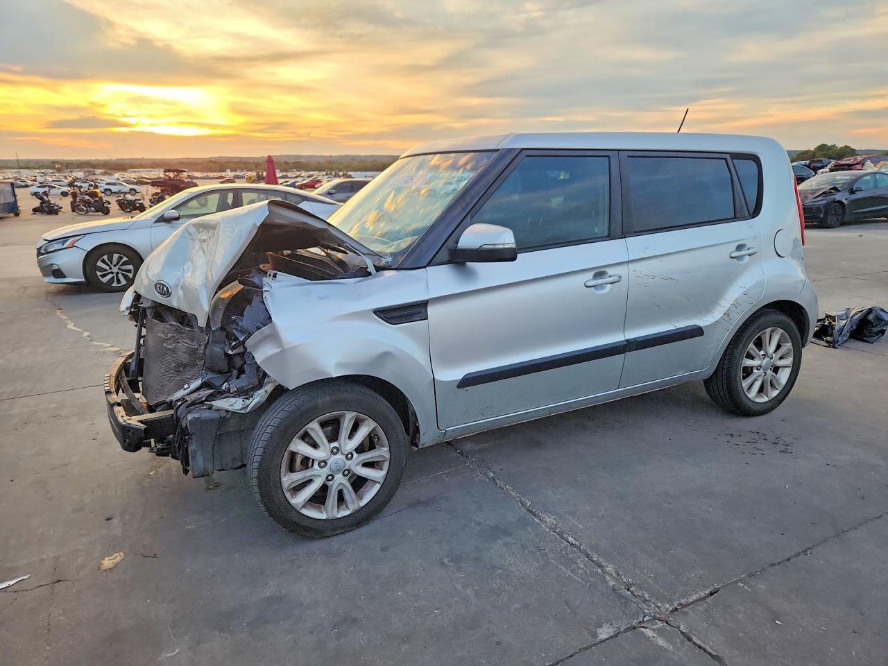 2012 KIA SOUL + | KNDJT2A68C7386625 | UPCARS