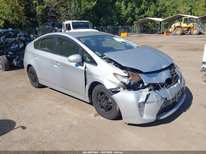2015 TOYOTA PRIUS THREE | JTDKN3DUXF0408040 | UPCARS