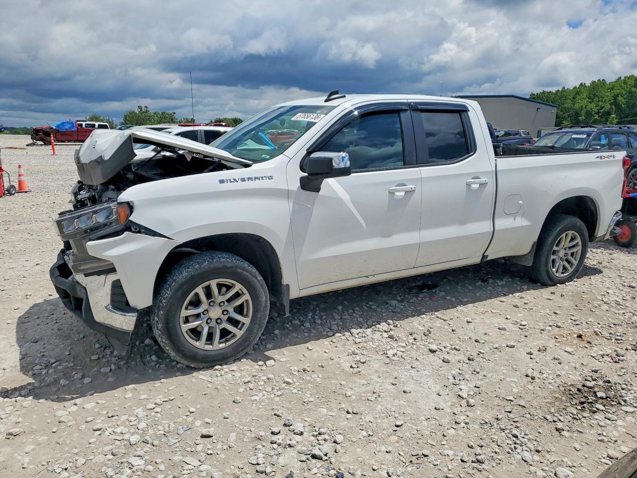 2019 CHEVROLET SILVERADO K1500 LT | 1GCRYDED3KZ215843 | UPCARS