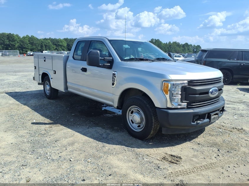 2017 FORD F-350 XL | 1FD8X3A69HEE07473 | UPCARS