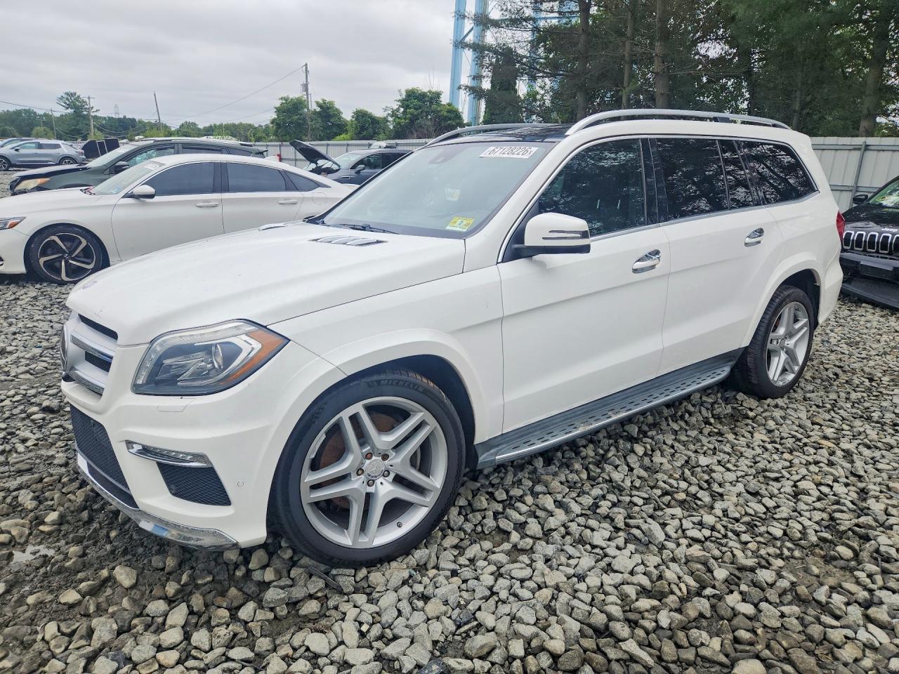 2015 MERCEDES-BENZ GL-CLASS 550 4MATIC | 4JGDF7DEXFA564669 | UPCARS