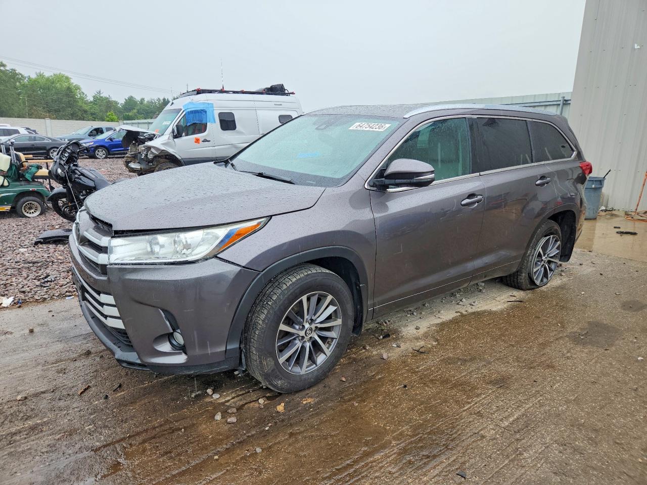 2017 TOYOTA HIGHLANDER XLE | 5TDJZRFH2HS510497 | UPCARS