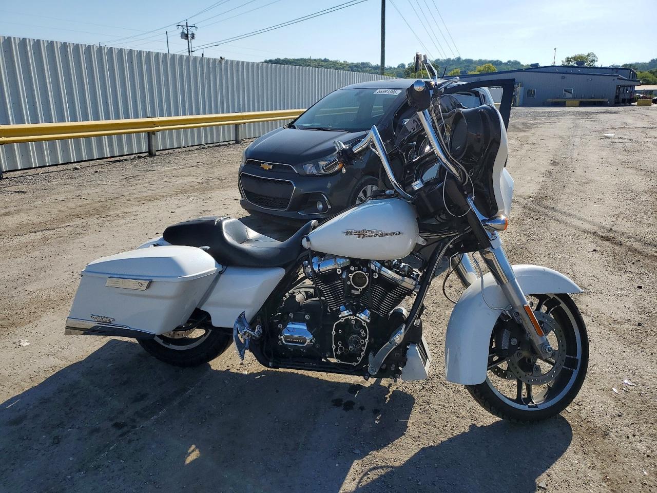 2017 HARLEY-DAVIDSON FL STREET GLIDE SPECIAL | 1HD1KRC11HB685700 | UPCARS