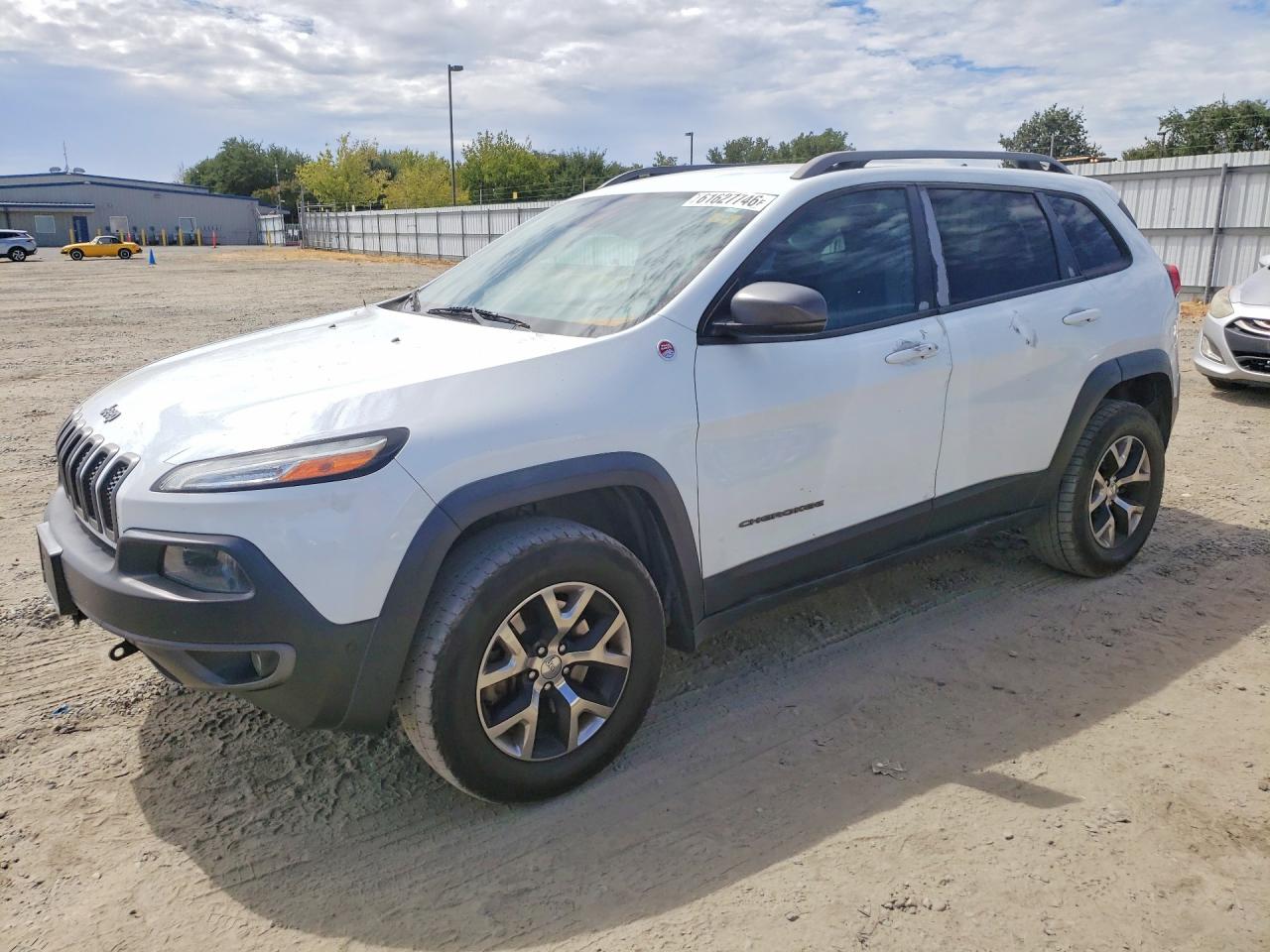 2014 JEEP CHEROKEE TRAILHAWK | 1C4PJMBS7EW186075 | UPCARS