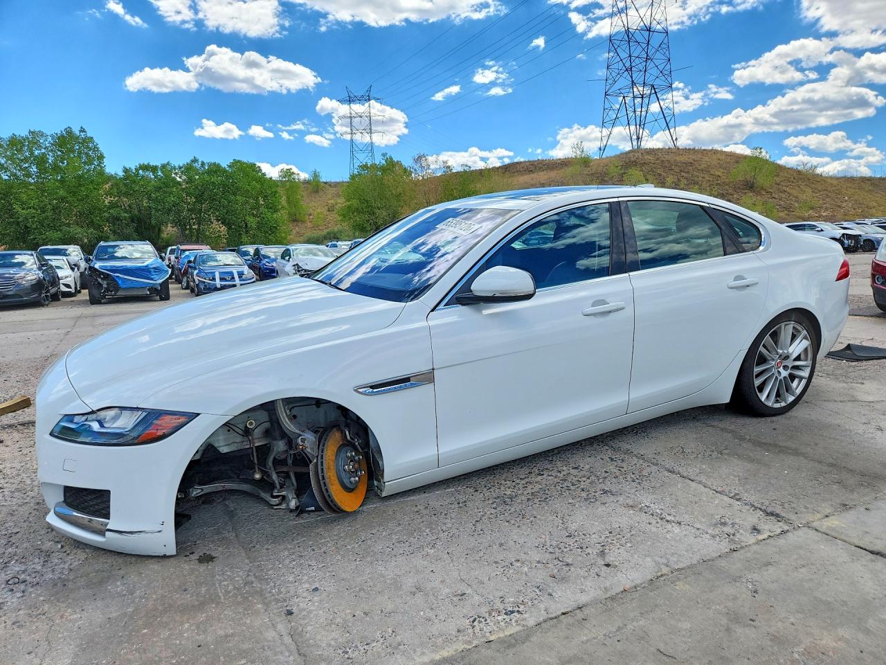2016 JAGUAR XF PRESTIGE | SAJBK4BV4GCY15041 | UPCARS