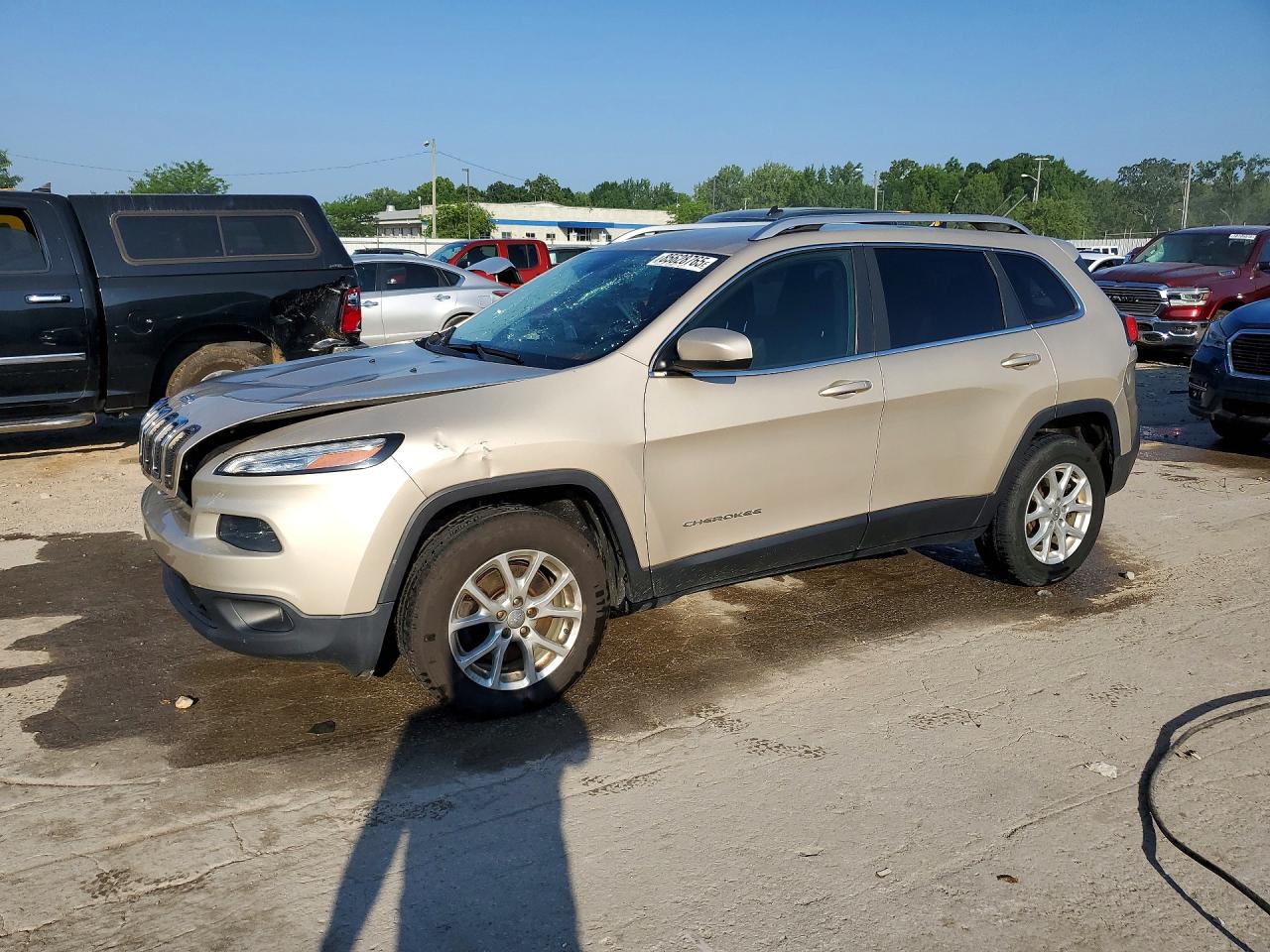 2014 JEEP CHEROKEE LATITUDE | 1C4PJMCB5EW211778 | UPCARS
