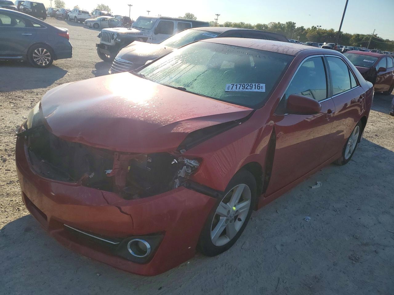 2014 TOYOTA CAMRY SE | 4T1BF1FK2EU837365 | UPCARS