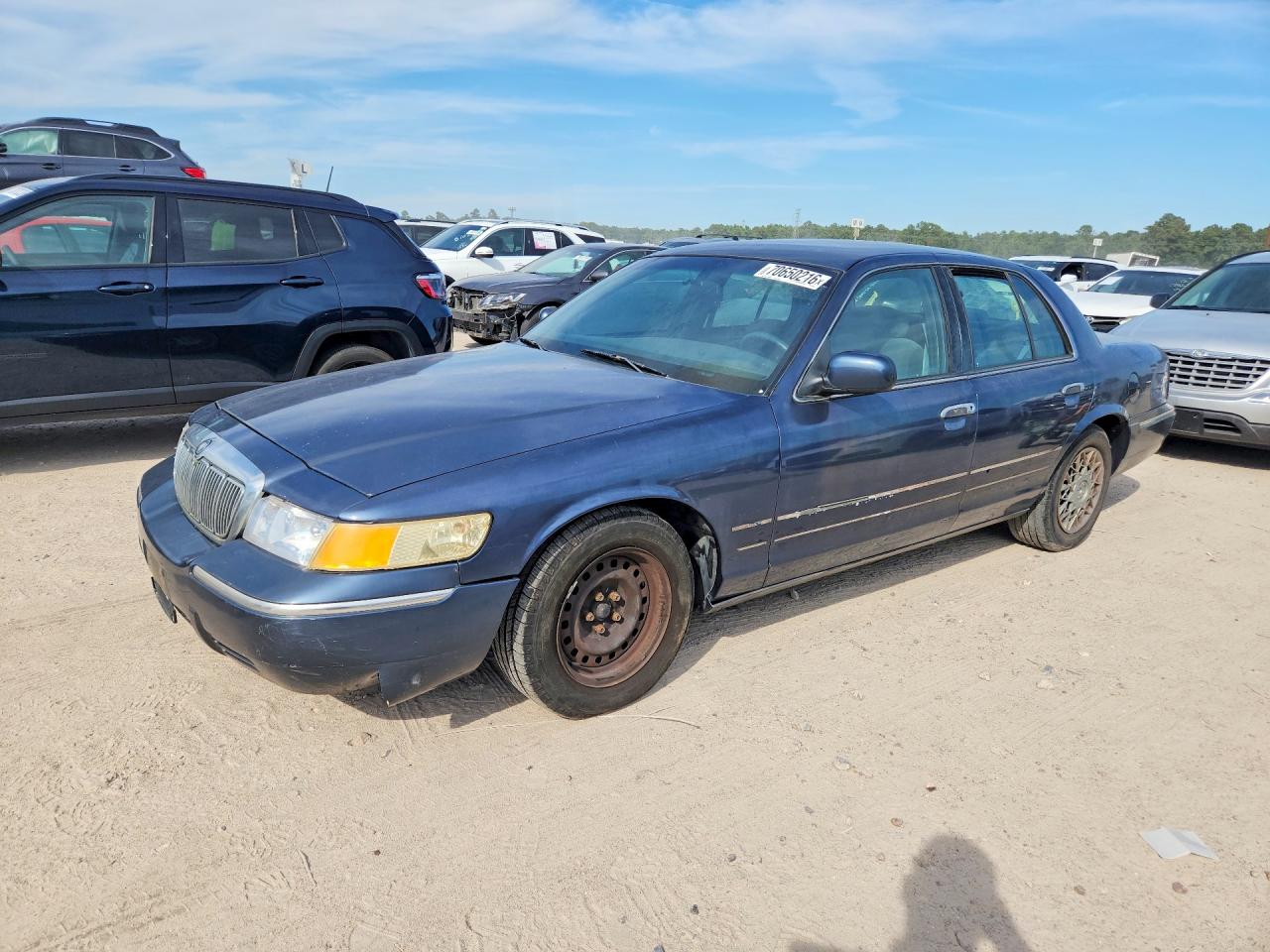 1998 MERCURY GRMARQUIS GS | 2MEFM74V2WX616572 | UPCARS