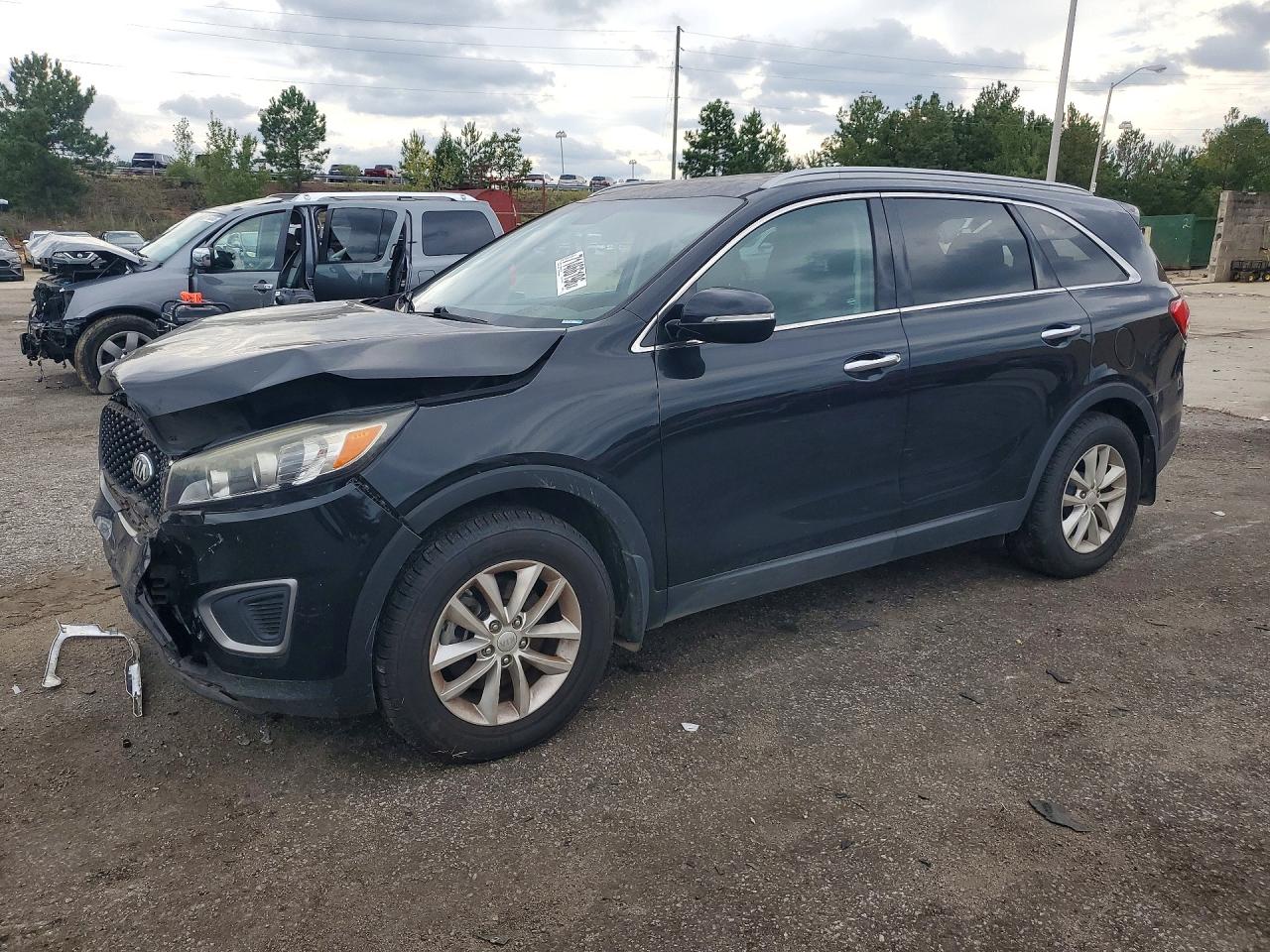 2016 KIA SORENTO LX | 5XYPG4A37GG065880 | UPCARS