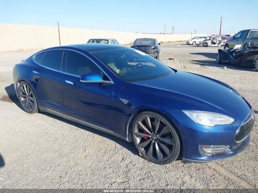 2015 TESLA MODEL S 85D/P85D | 5YJSA1E4XFF109180 | UPCARS