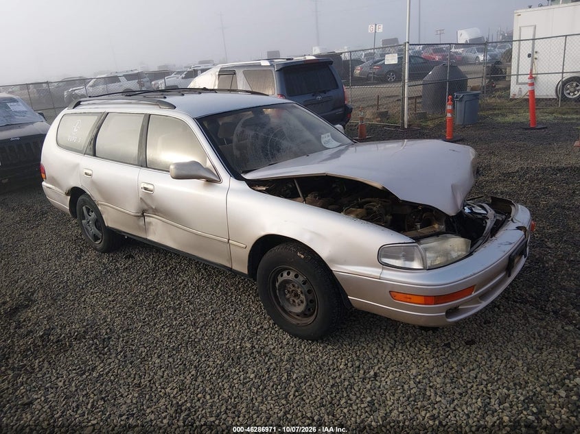 1994 TOYOTA CAMRY LE | 4T1SK12WXRU432333 | UPCARS
