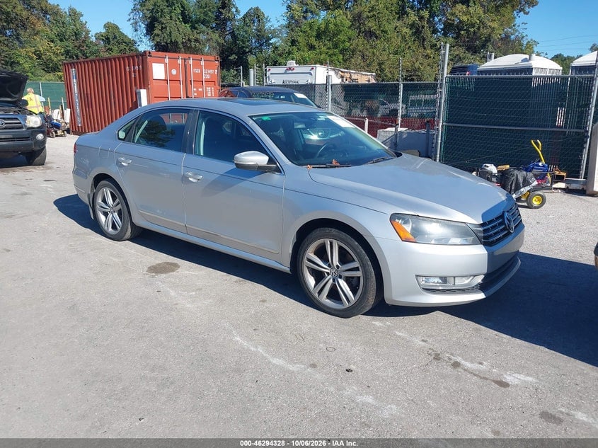 2013 VOLKSWAGEN PASSAT 2.0L TDI SE | 1VWBN7A31DC103487 | UPCARS