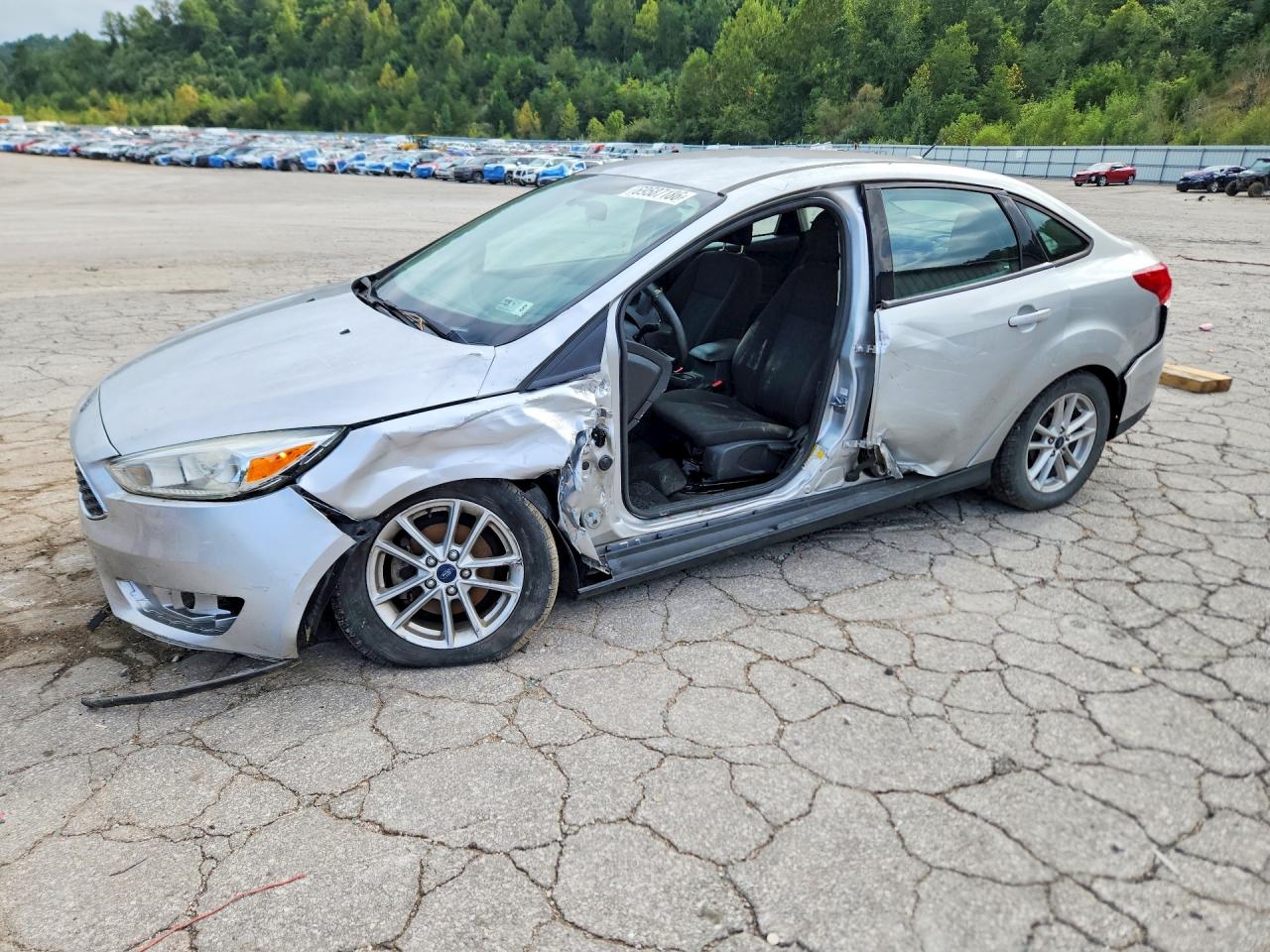 2017 FORD FOCU SE | 1FADP3F27HL204267 | UPCARS